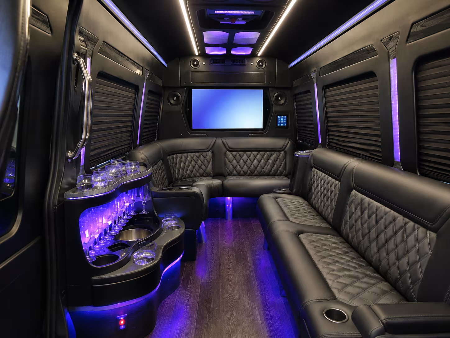 use westoncharterbuscompany com to arrange corporate golf outings and team events in weston