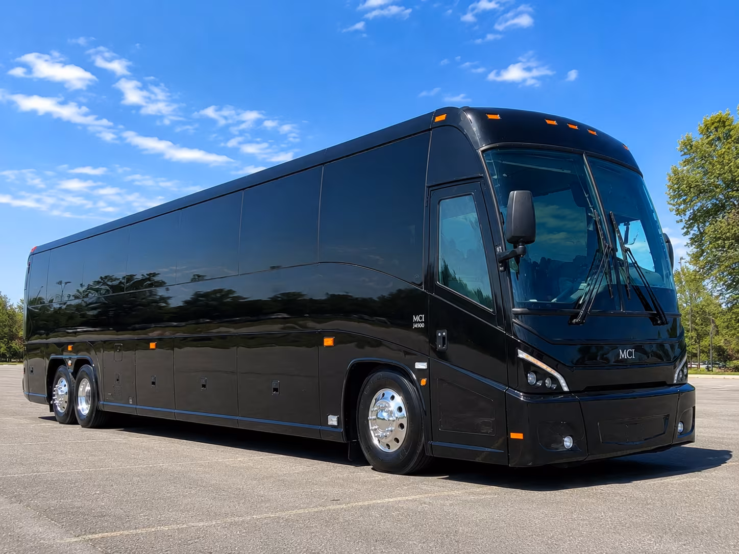 westoncharterbuscompany com makes it possible to find a bus to heat games at kaseya center from weston